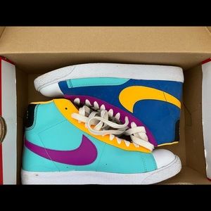 Nike Blazers size 7